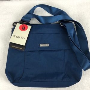 😱SOLD😱 NEW Baggalini RFID Water-resistant Crossb